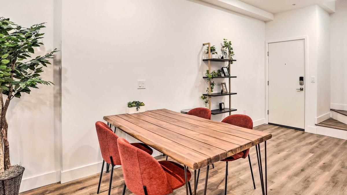 Brewerytown Apartment | Trendy Apt w/Laundry Machines < 3 Mi to Dtwn