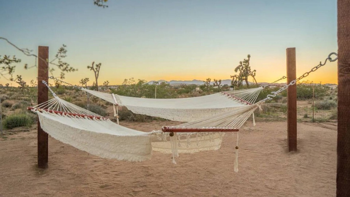 Yucca Valley House | Trendy Desert Retreat on 5 Acres