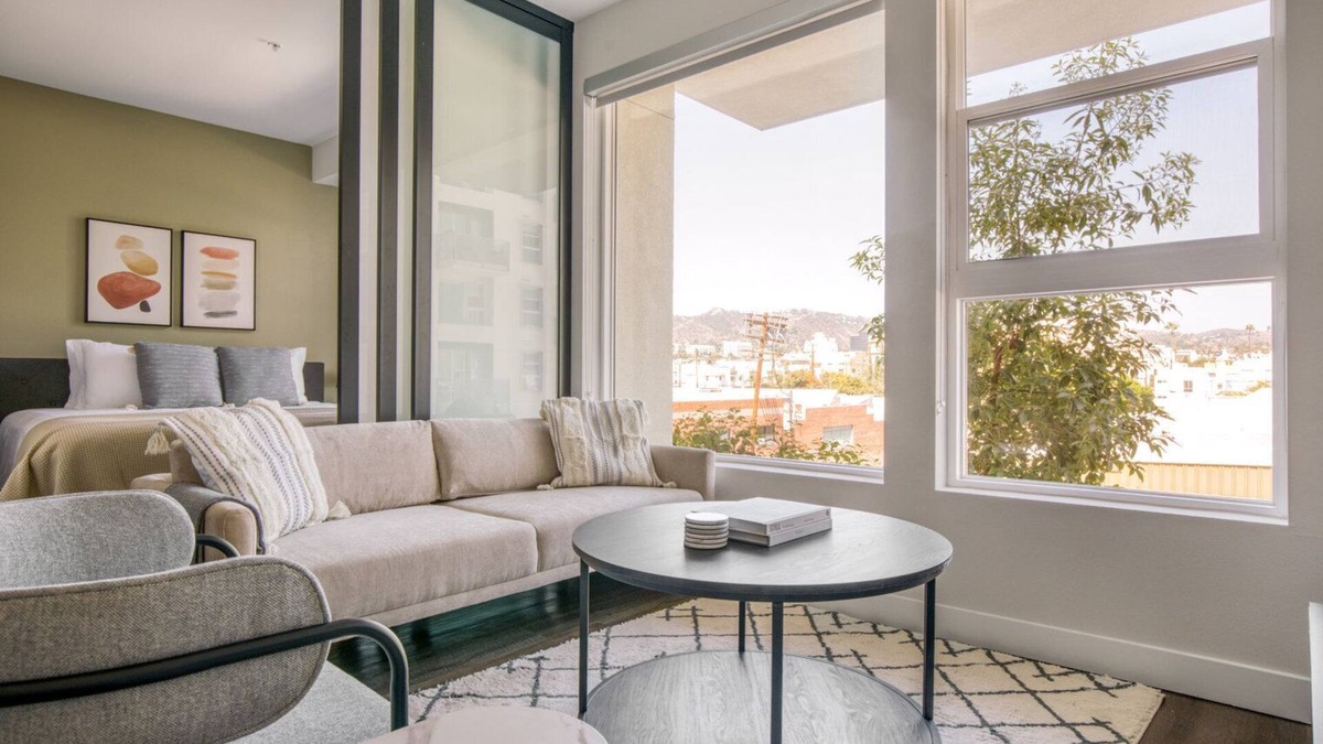 Hollywood Apartment | Trendy Hollywood 1BR w/Pool & Gym, nr Santa Monica Blvd, by Blueground