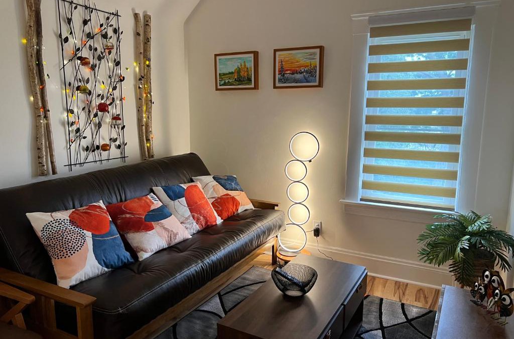Tremont Apartment | Trendy in Tremont, Cleveland (Upper)