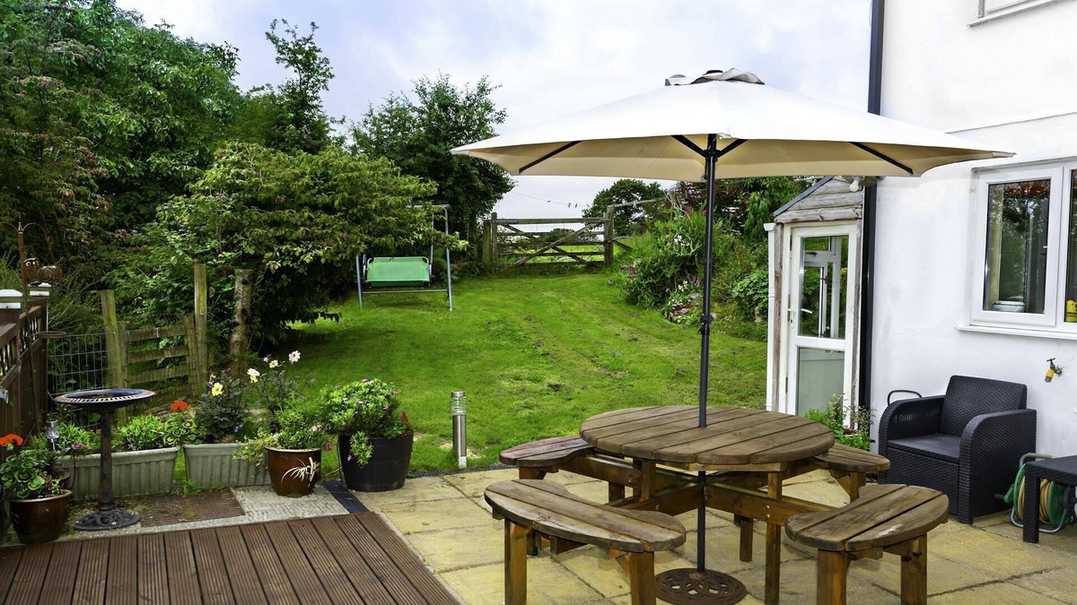 Llanelli Cottage | Trepartridge Cottage, Llanelli