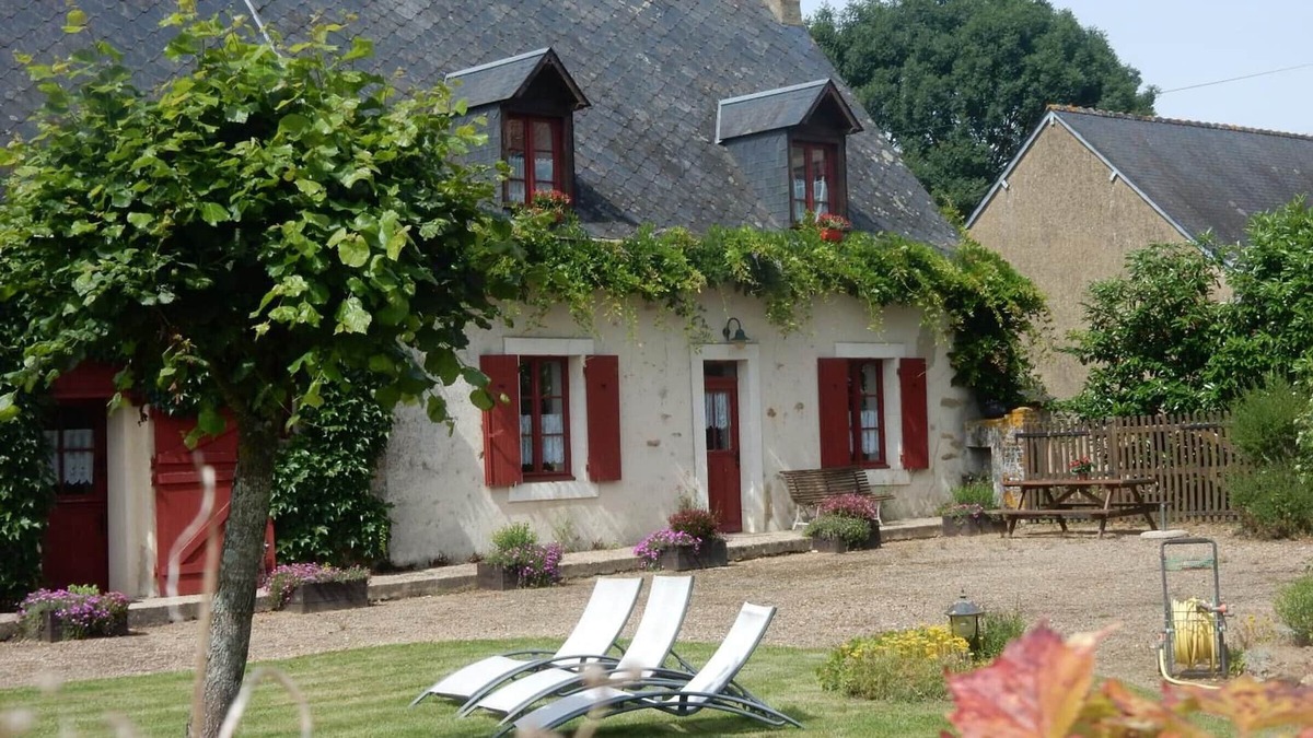 Tresson House | Tresson Inn, 3 bedrooms, sleeps 13