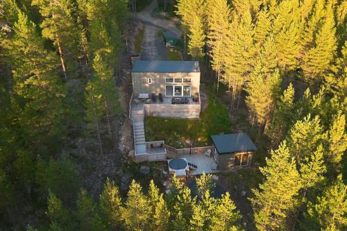 Torsby House | Tretoppen - Ny moderne hytte, Unike Finnskogen