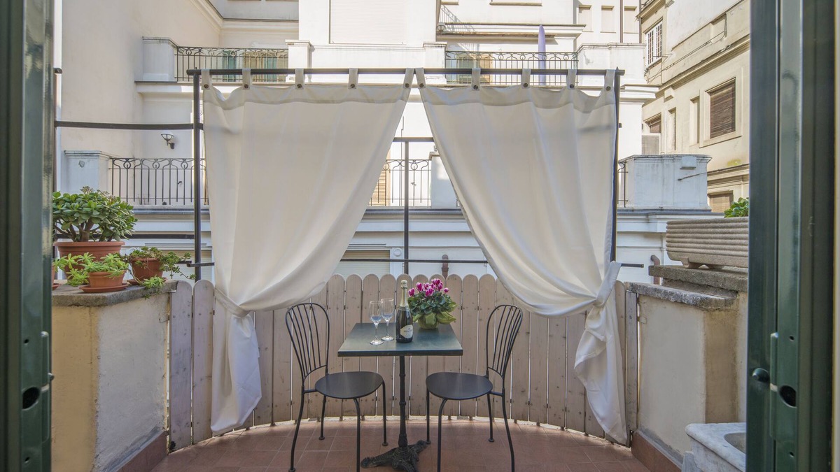 Repubblica Apartment | [Trevi] Domus Avignonesi