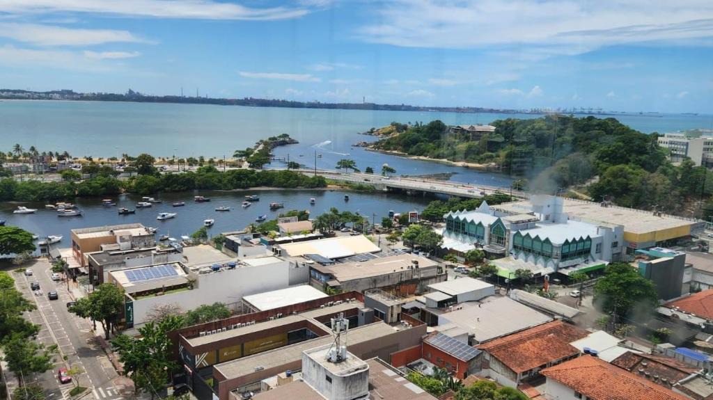 Triangulo das Bermudas Apartment | Triângulo Praia do Canto (apto 503)