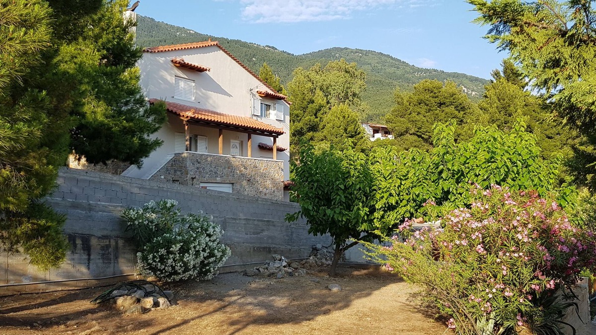 Paradise Beach Villa | Triantafyllia's Villa