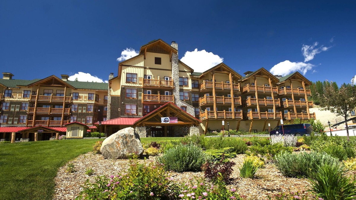East Kootenay Resort | Trickle Creek Lodge