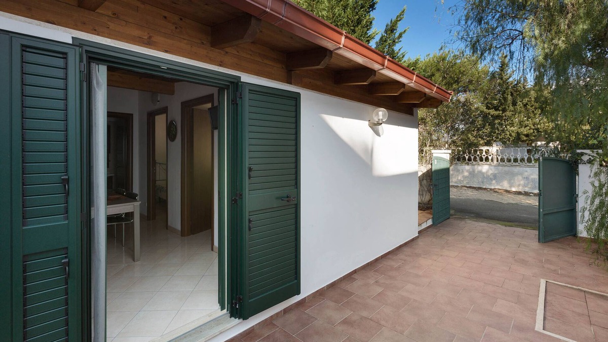 Padula Fede Apartment | Trilo Corallo by BarbarHouse