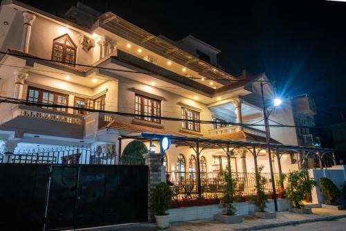 Sainbu Bed & Breakfast | Triluna bed and breakfast
