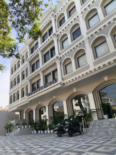 Amer Fort Road Hotel | TrimHotel Grandview Jaipur