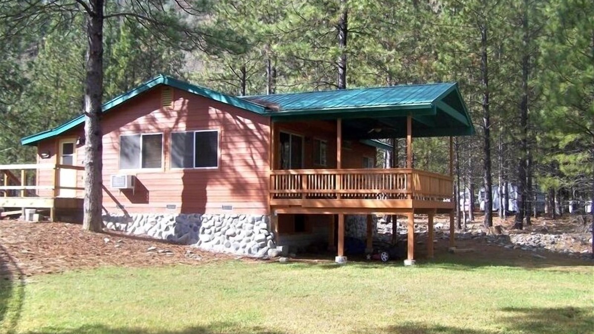 Lewiston House | Trinity River Rental House, Free Wireless Internet and Flat screen TV!