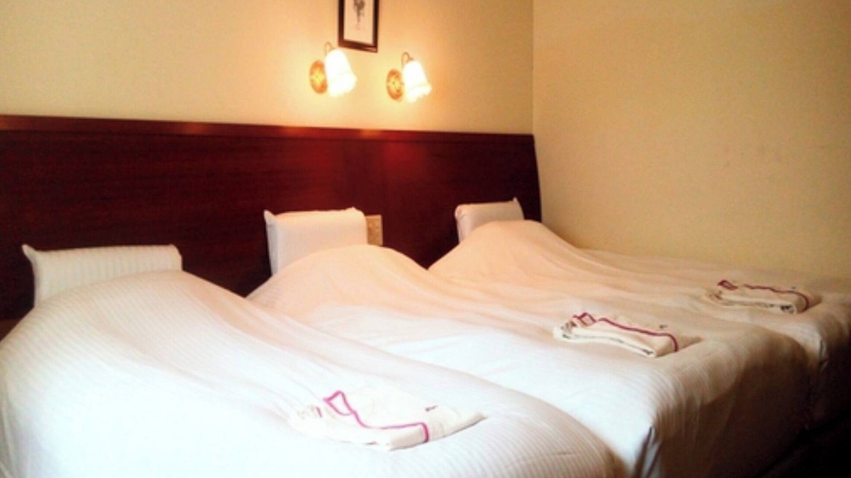 Asato Hotel | Triple Room Nonsmoking 2 beds 110cm wide 1 ex/Naha Okinawa