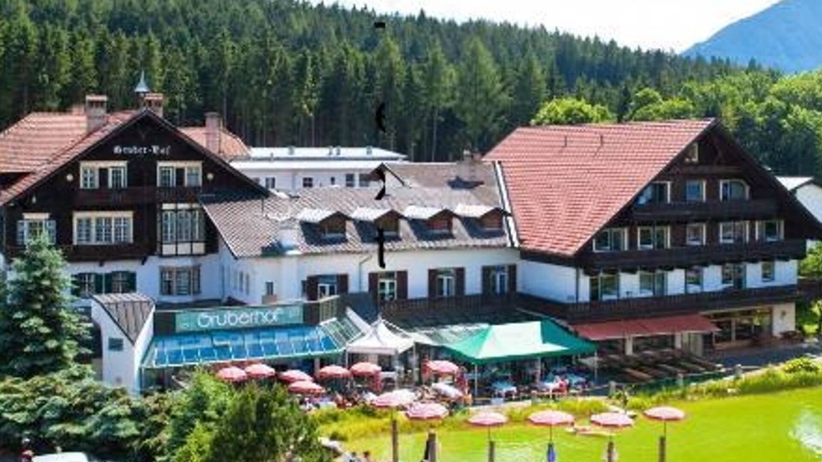 Igls House | Triple room with breakfast, non-refundable - Hotel Gruberhof - Bed & Breakfast