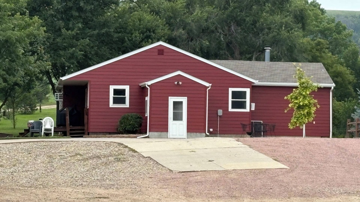 Boyd County Other | Triple T Ranch Lodge