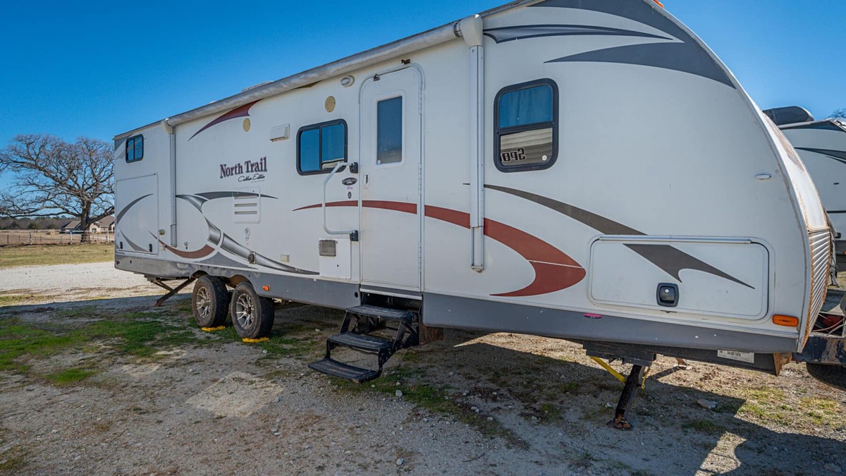 Lindale House | Triple W Rentals North Trail RV