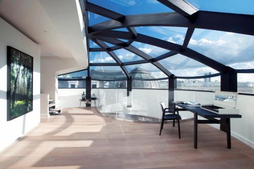 Quartier de la Cathedrale Apartment | Triplex Penthouse in City Centre