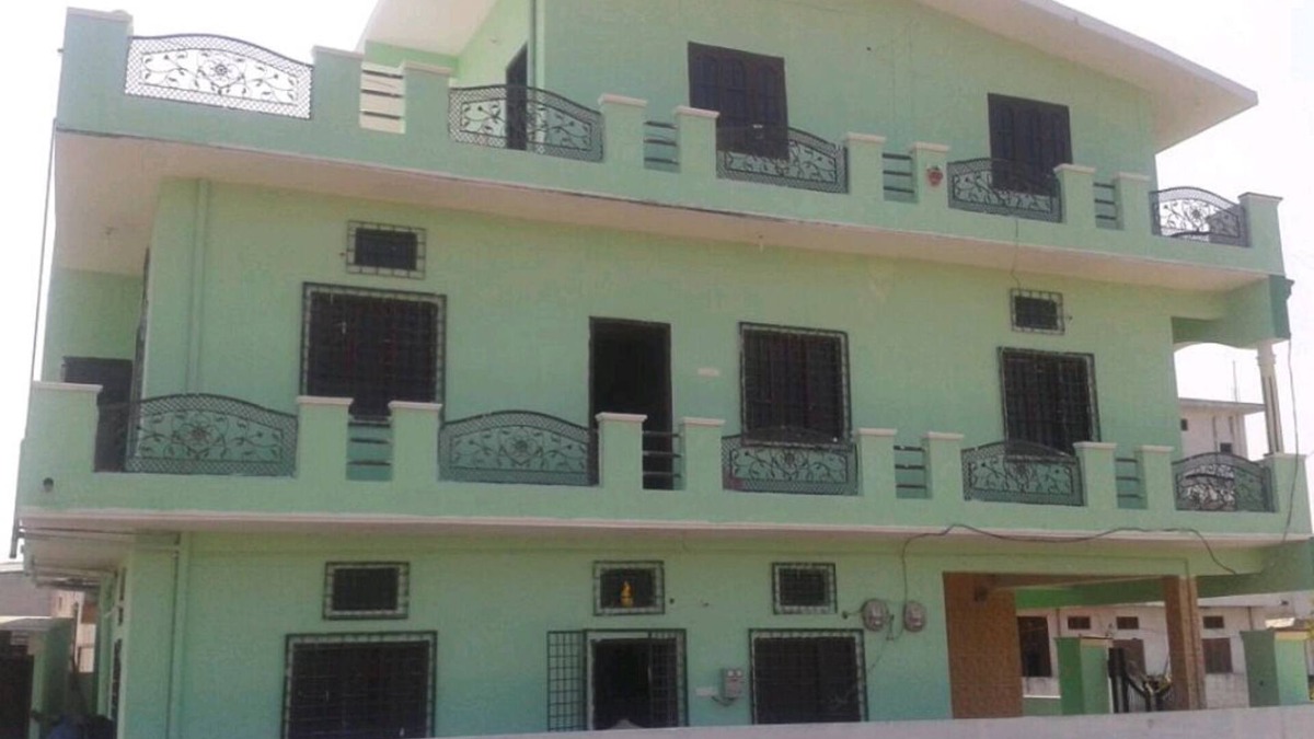 Hyderabad Villa | TRIPLEX VILLA SLEEPS 10