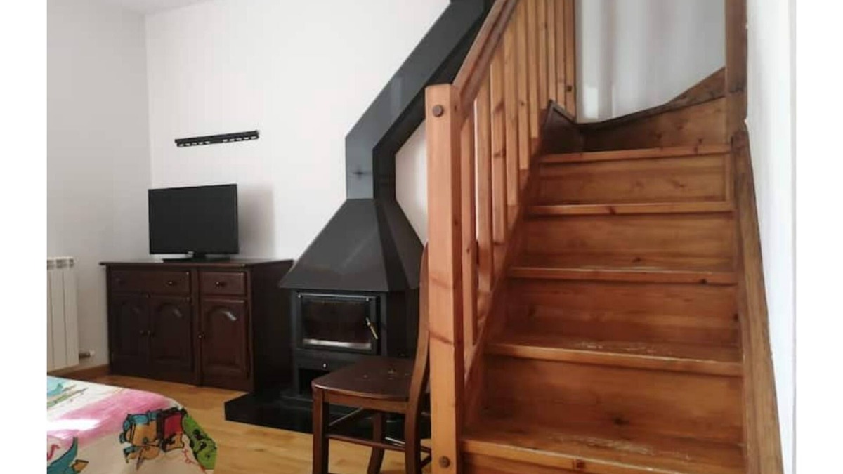 Pla de l'Ermita Apartment | Triplex with fireplace and balcony Erta 4