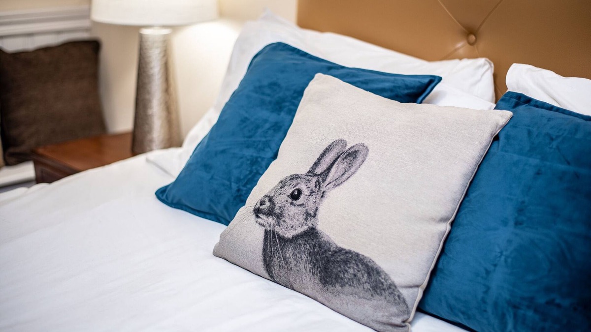 Crawley House | Trivelles Waterhall Country Hotel - Gatwick