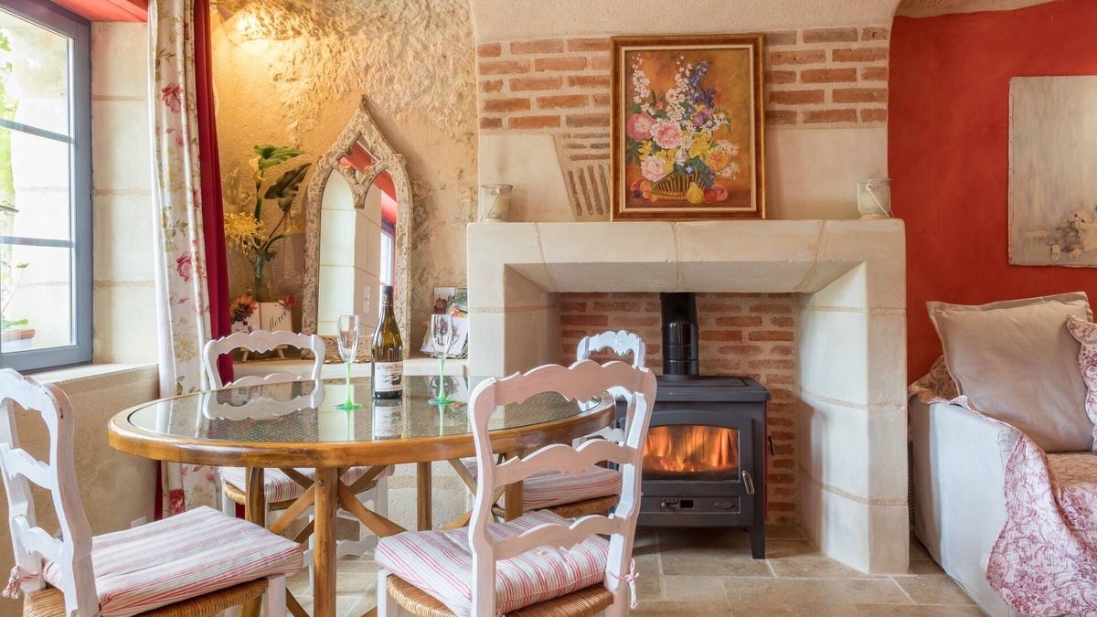 Noizay Cottage | Troglodyte holiday home in Touraine