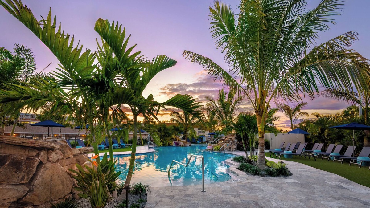 Siesta Key Apartment | Tropical Beach Resorts