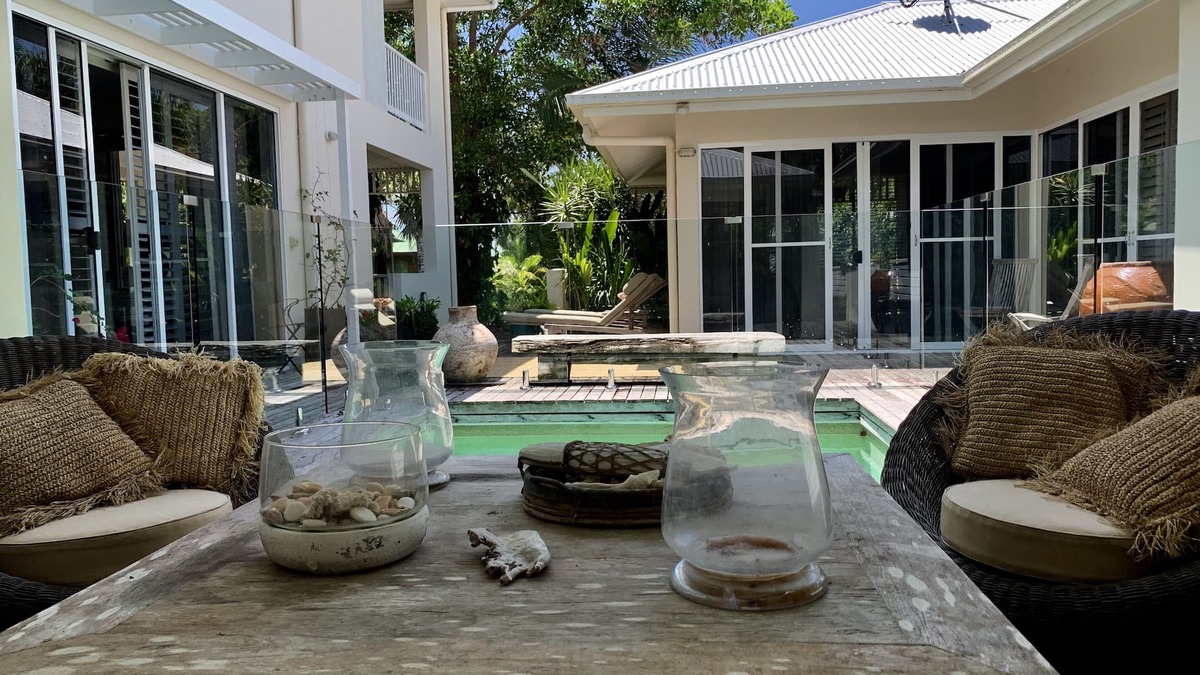 Mission Beach House | Tropical beach villa