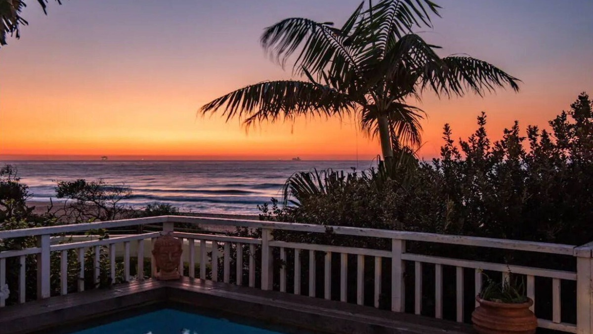 Selection Beach House | Tropical beachfront villa in Umdloti - Endless summers