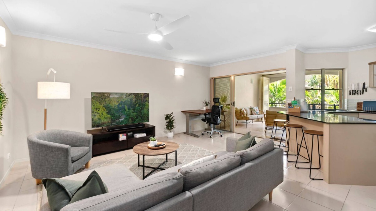 Westcourt Apartment | Tropical Bliss - Cairns, 9 Pools, BBQ & Gym