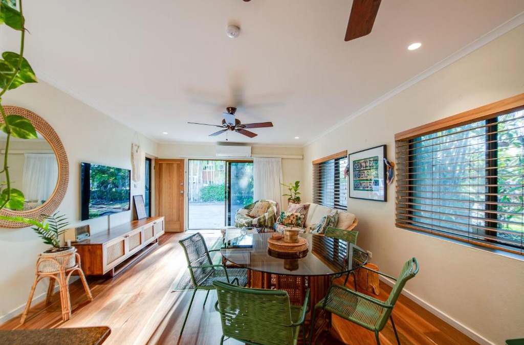 Rapid Creek Apartment | Tropical Boho Nightcliff Casinha 3BR 1.5BR