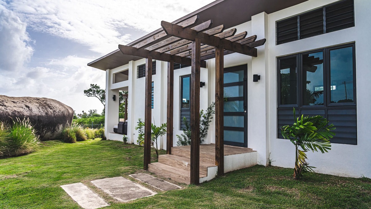 Esperanza House | Tropical Cabin at Encantada - Paradise on Caribbean Sea