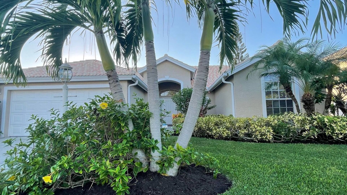 Crown Pointe House | Tropical get away in Naples!
