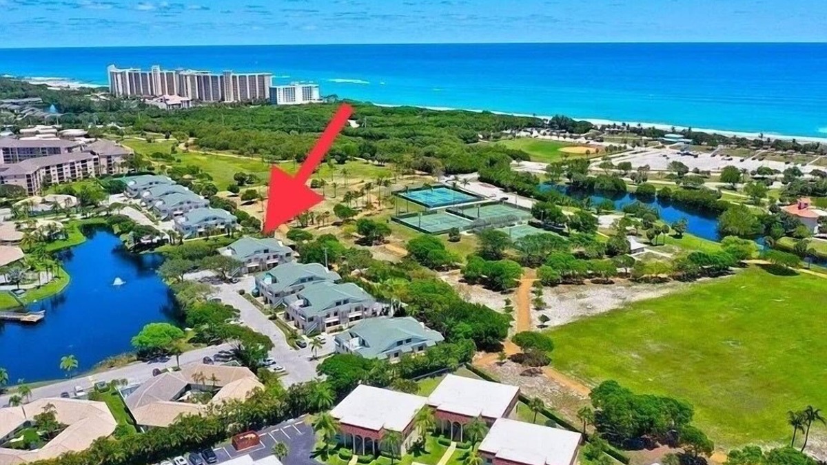 Bella Vista Condo | Tropical Getaway in Jupiter, Fl - Bella Vista on the Park.