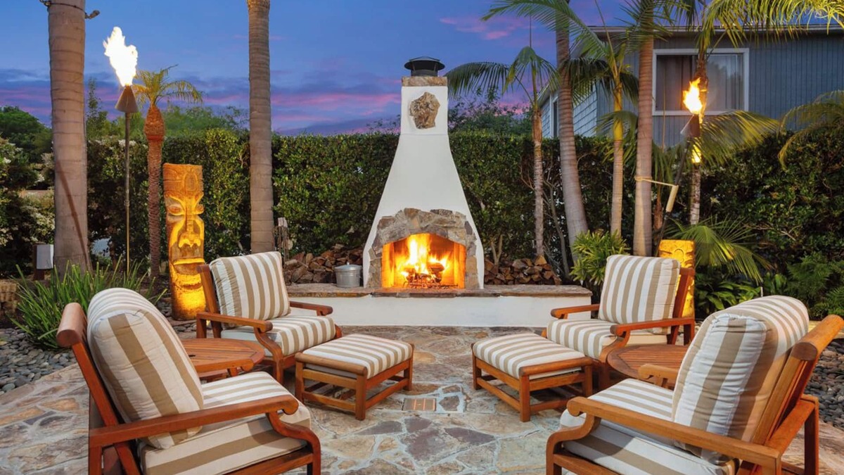 Encinitas House | Tropical Palms Plantation Beach Cottage - Historic Encinitas Walking District