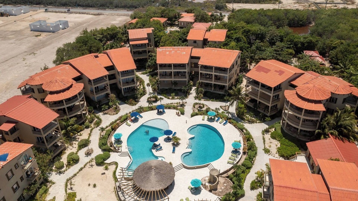 San Pedro Resort | Tropical Paradise Awaits: Luxe 2BR Condo in Ambergris Caye!