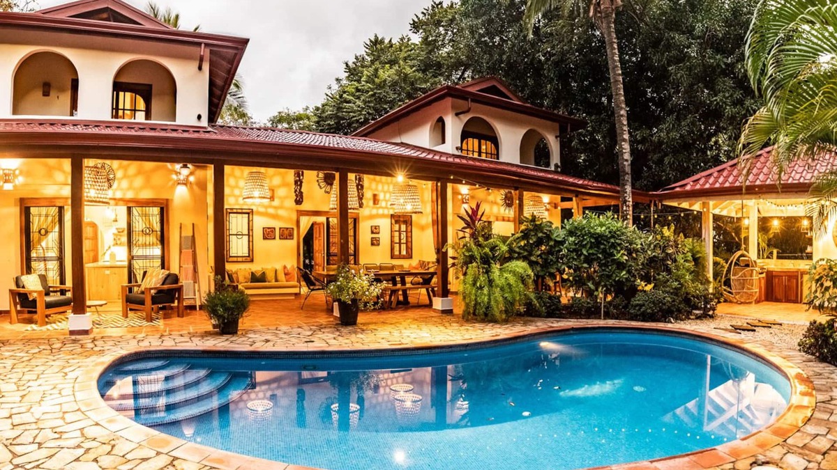 Playa Guiones Villa | Tropical Surfside Newly Renovated Villa in Playa Guiones, Nosara