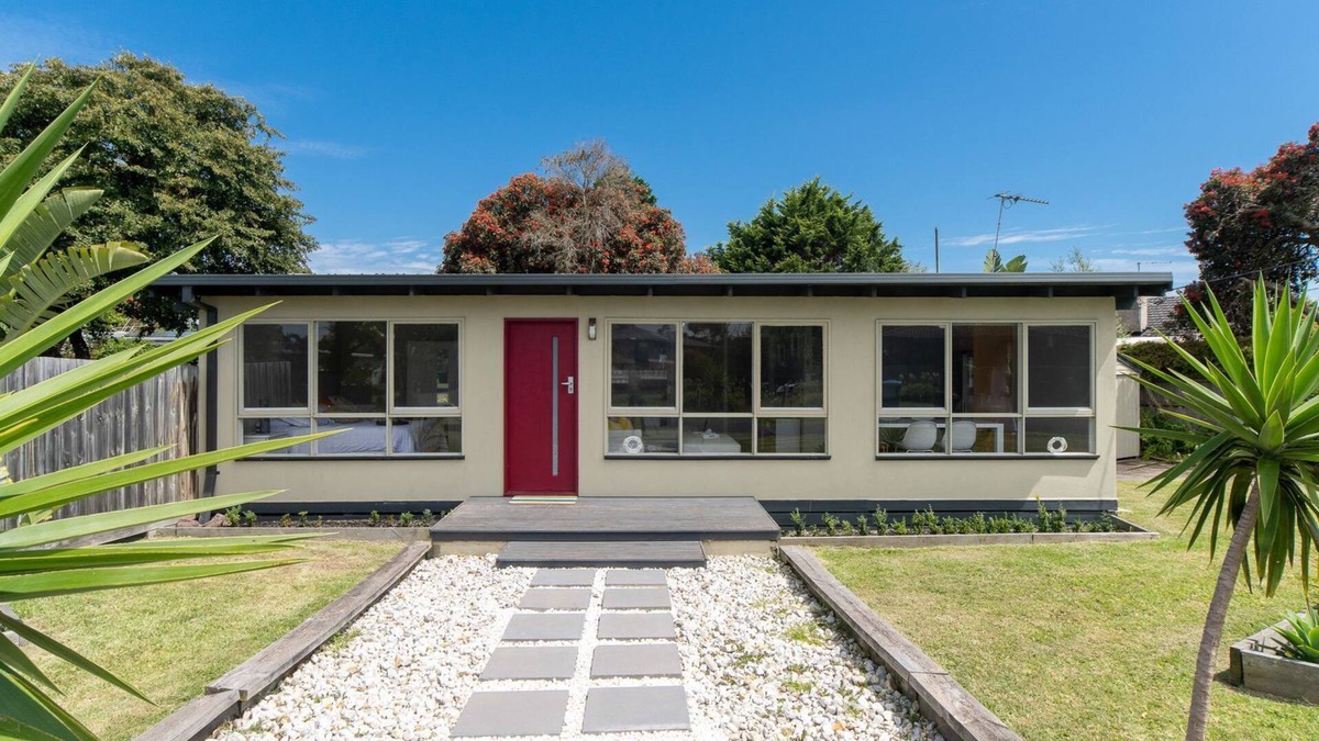 Tootgarook Cottage | Tropicana Coastal Cottage