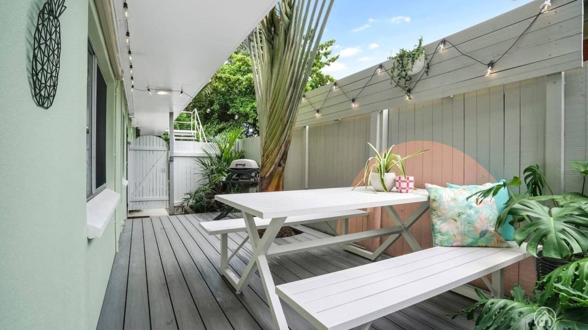 Parramatta Park Apartment | Tropicana Pineapple - Chic Retreat with Private Courtyard & BBQ