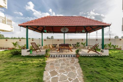 Narasapura Villa | Tropicana Twins by StayJadeJacuzziBBQBonfire
