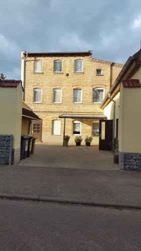 Ortslage Trotha Apartment | Trothaer Eck