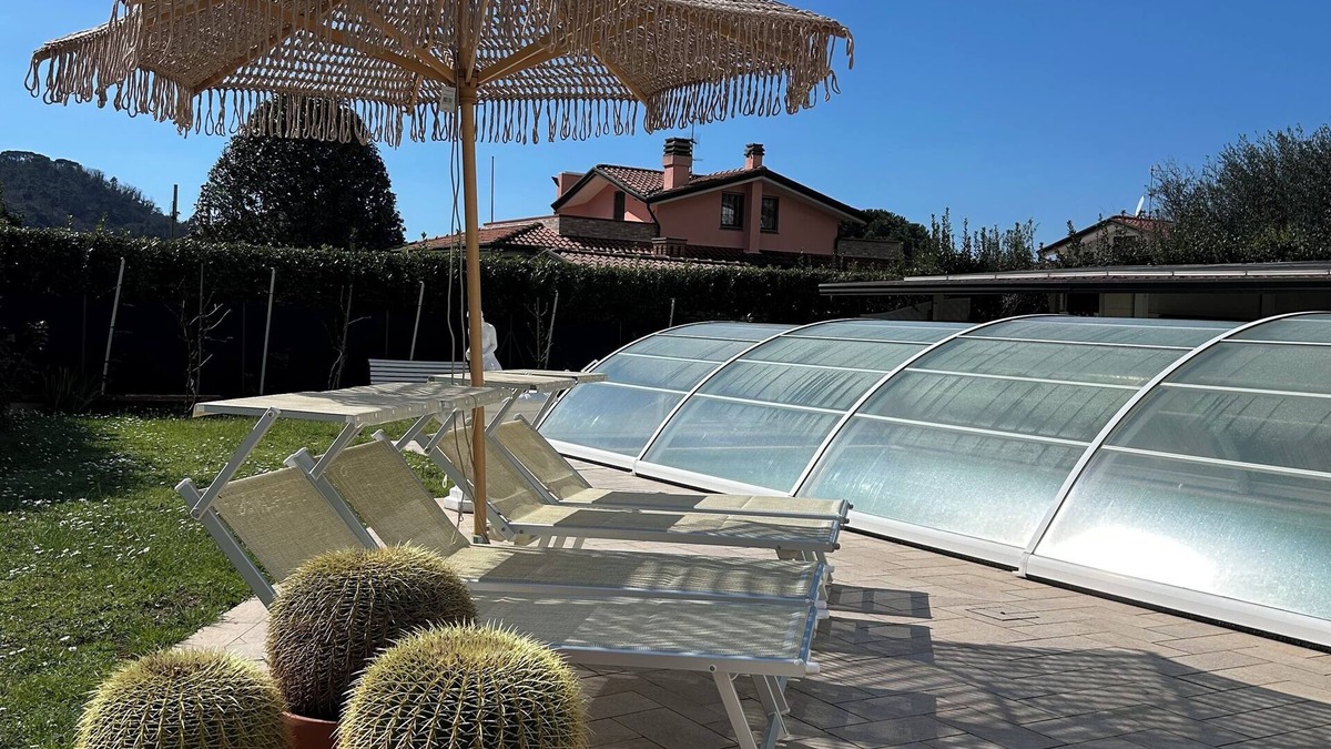 Stiava Villa | Trovaposo Guest House - Villa with pool in the hills of Versilia