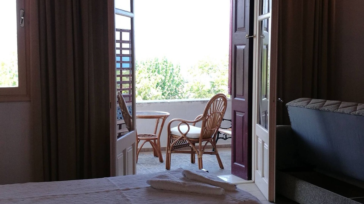 Petra Apartment | Troyan Hill Studios with Panoramic View and Great Balcony