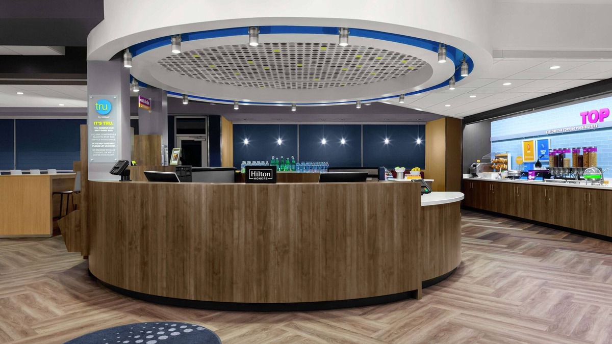 Gilbert Hotel | Tru by Hilton Gilbert