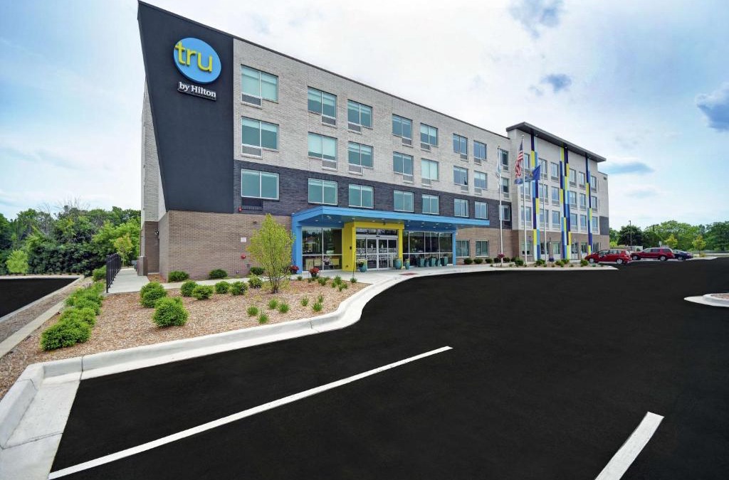 East Paris Hotel | Tru By Hilton Grand Rapids Airport