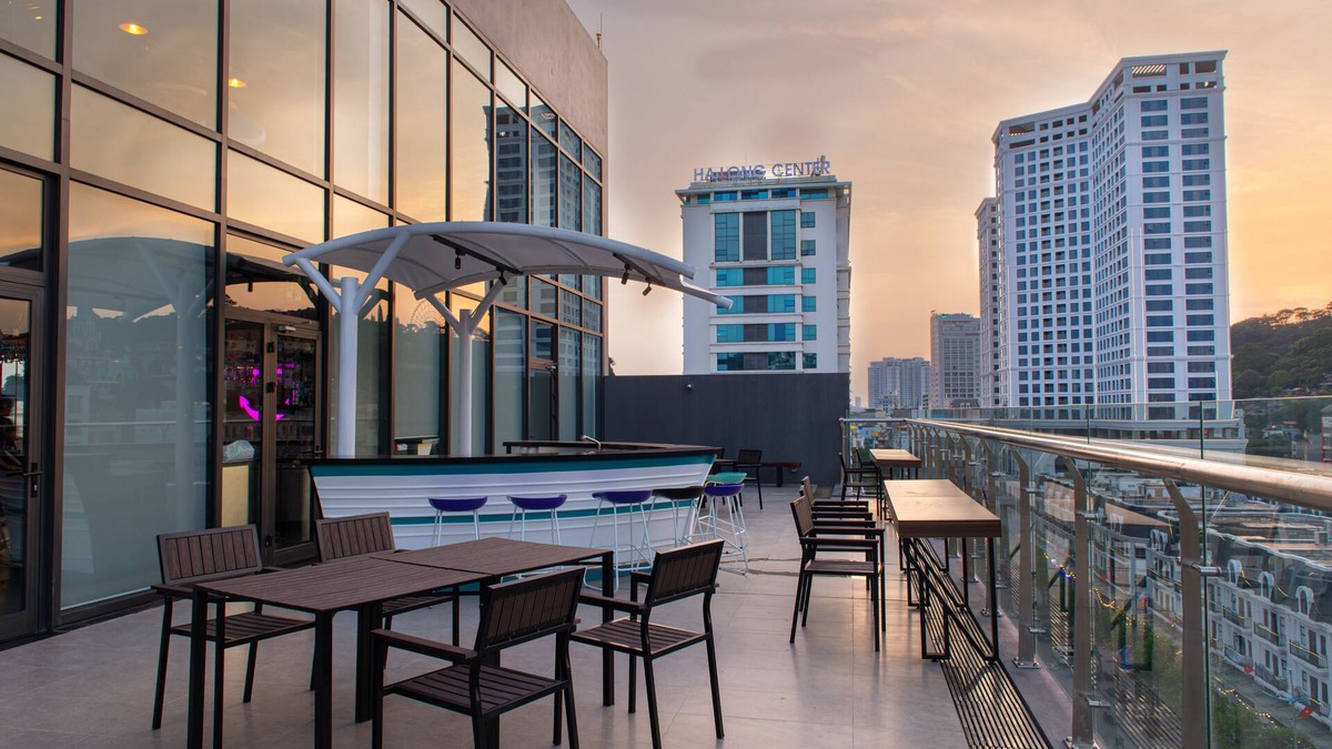 Hon Gai Hotel | Tru by Hilton Ha Long Hon Gai Centre