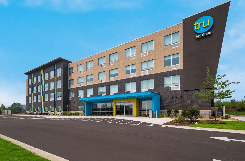 Novi Hotel | Tru By Hilton Novi Detroit