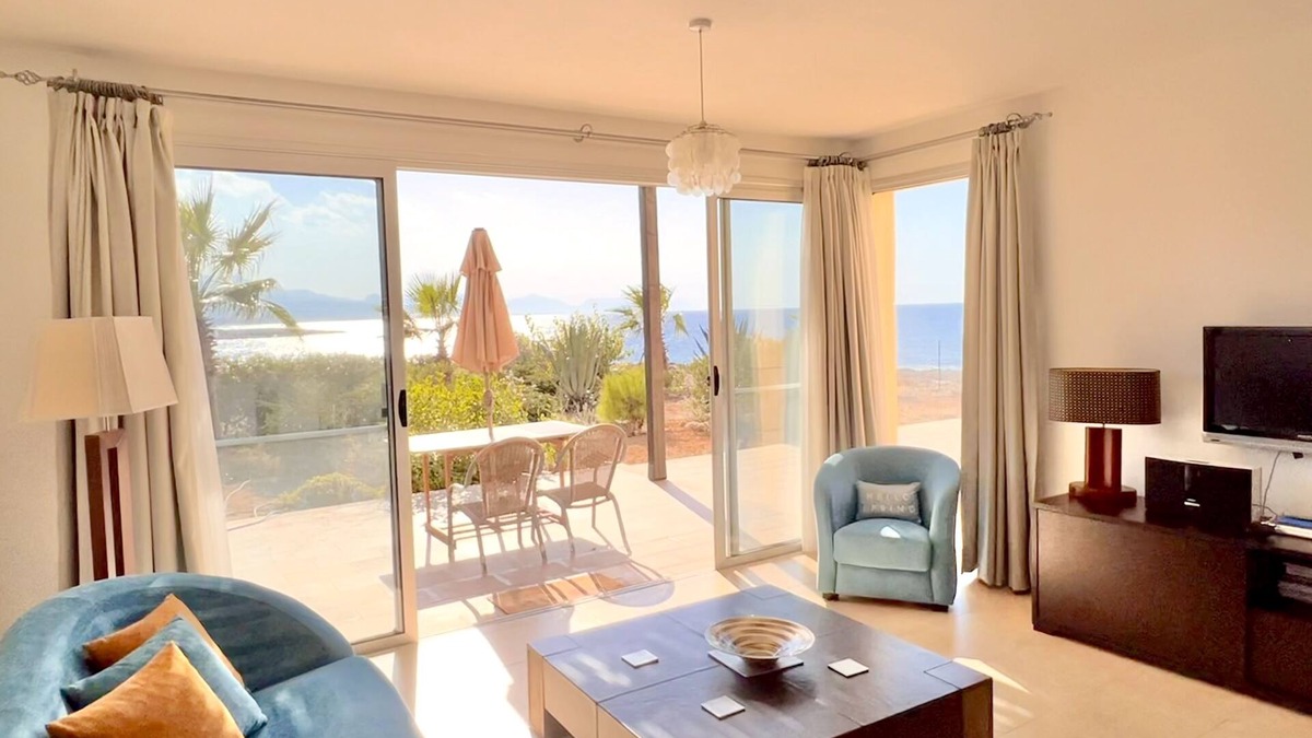 Tatlisu Condo | True front line apartment in Tatlisu North Cyprus