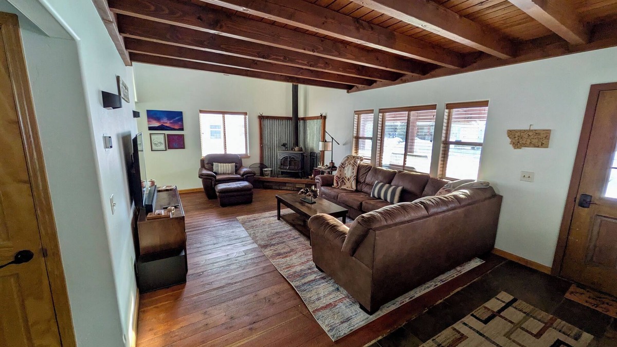 Porcupine Park House | True Montana Ski Retreat for Big Sky