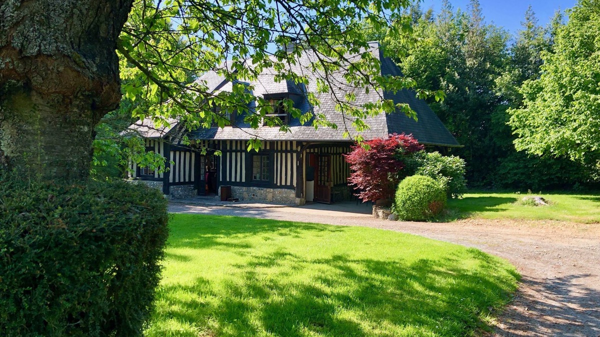 Beuzeville House | True Norman wine press