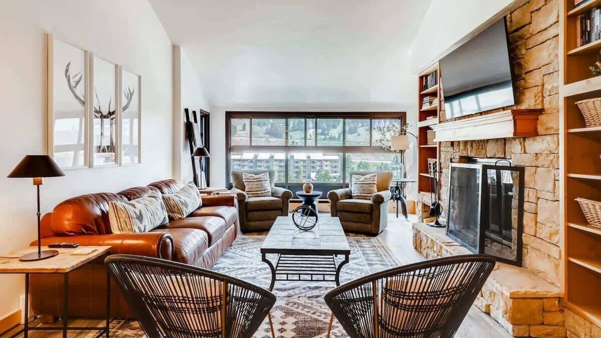 Copper Mountain Village Condo | True Ski In/Out Luxury Condo w/fireplace, views