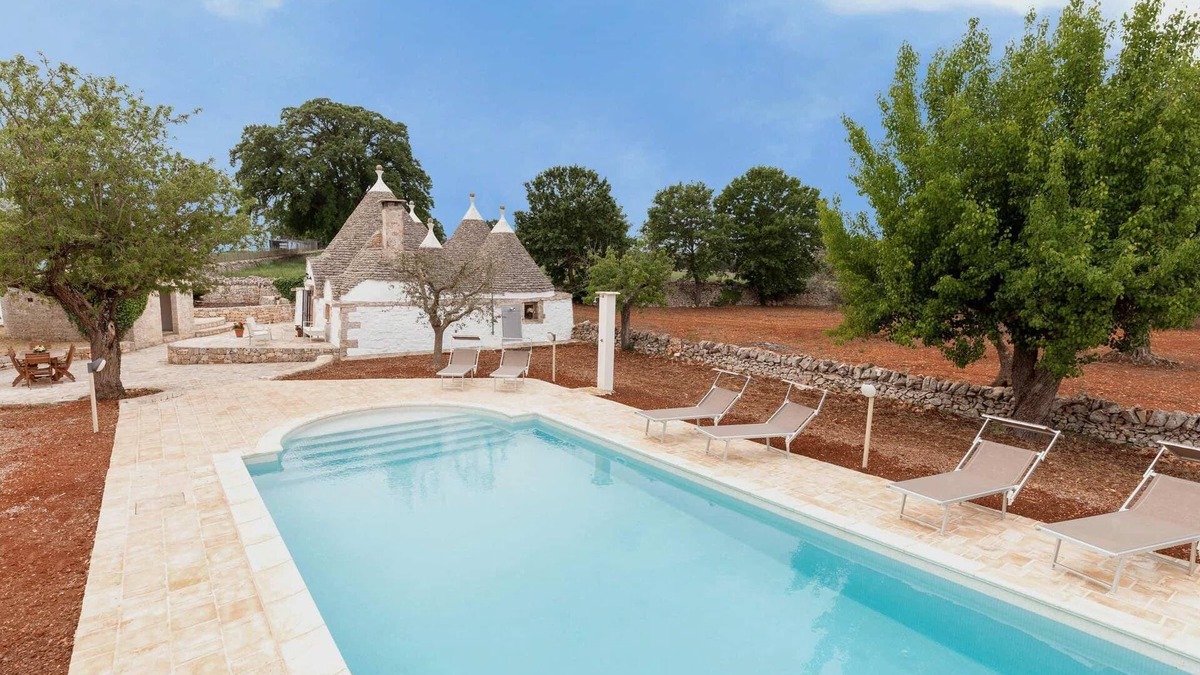 Locorotondo Cottage | Trulli Bellavista Pool - Cocolic.
